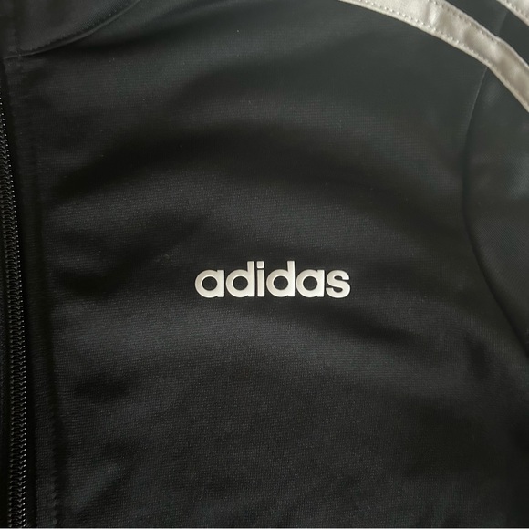 adidas women’s track jacket - Picture 5 of 7